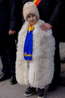 Astăzi, 1 Decembrie, e ziua fiecăruia dintre noi.