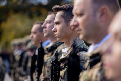 Sărbătorim astăzi o instituție deopotrivă respectată și glorioasă: Armata României.