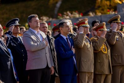 Sărbătorim astăzi o instituție deopotrivă respectată și glorioasă: Armata României.