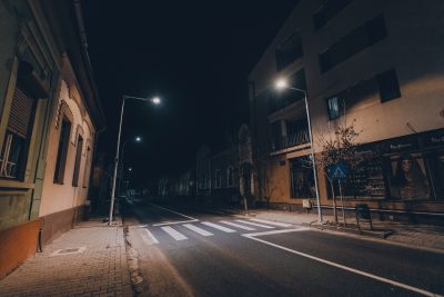 Trecerile de pietoni nesemaforizate de pe strada Cuza Vodă sunt acum mai sigure